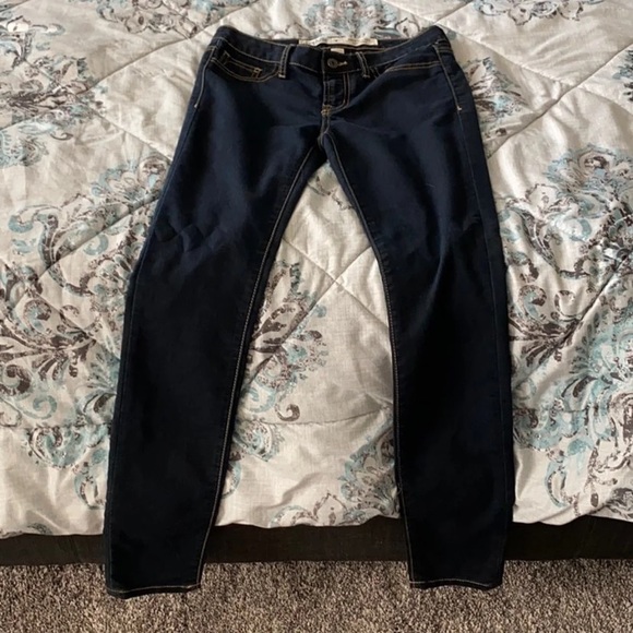 Charlotte Russe Jeggings Size 4 NWOT - Picture 4 of 8